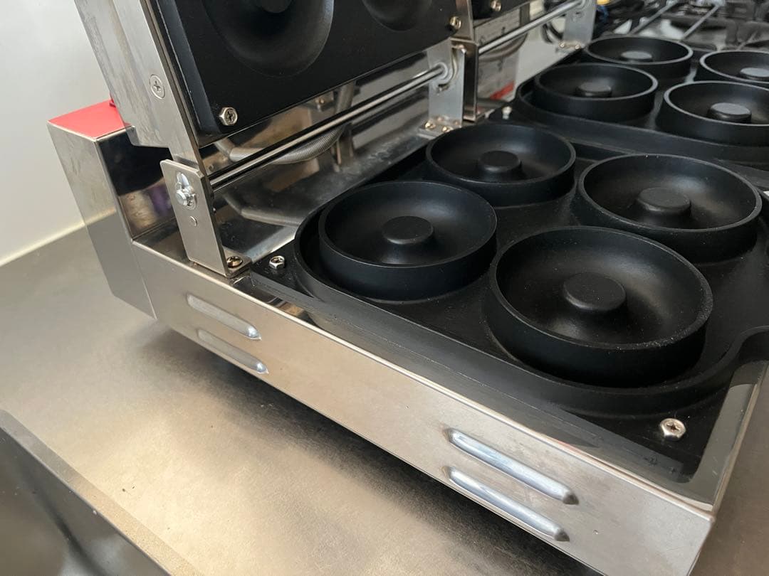 みい　サンテック 2連ベイクドドーナツベーカー CA-8