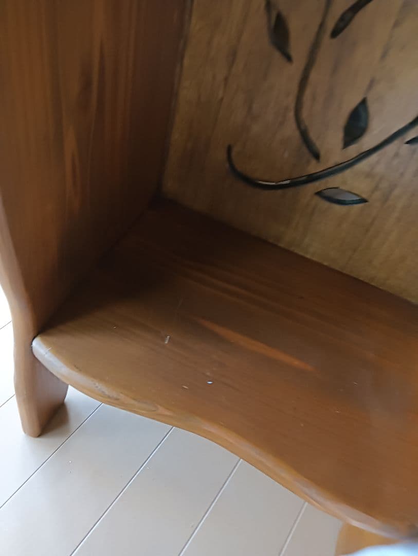 透かし棚　手作り　本立て　木製棚　国産杉