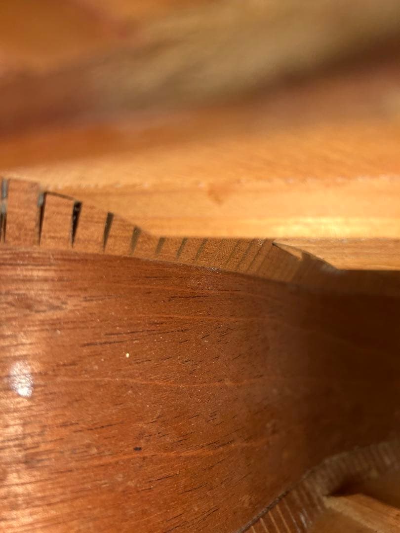 ガねっち‼️Gibson J45（1968年製）ナローネック 固定サドル