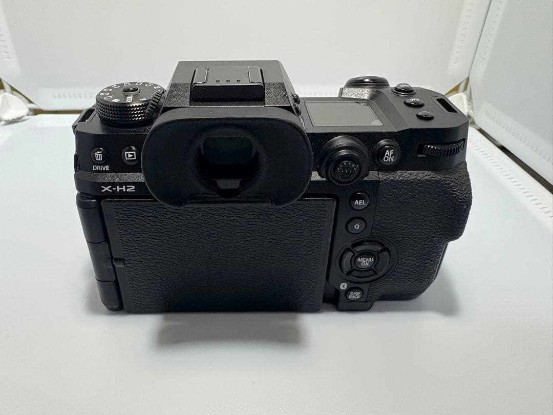 FUJIFILM X-H2 ボディ　CFカード付属