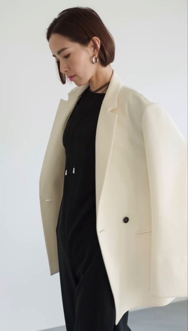 roughlow ジャケット ホワイト フリーサイズ 未使用