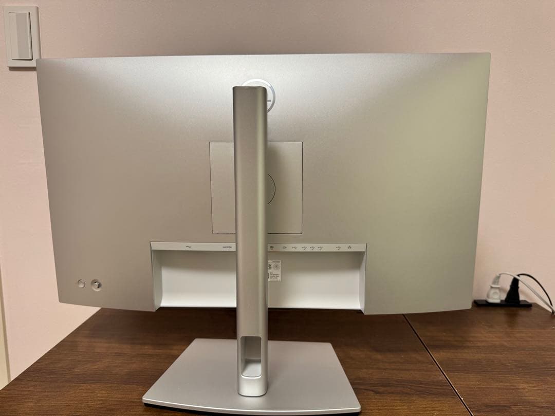 ぱる様用DELL U2723QX