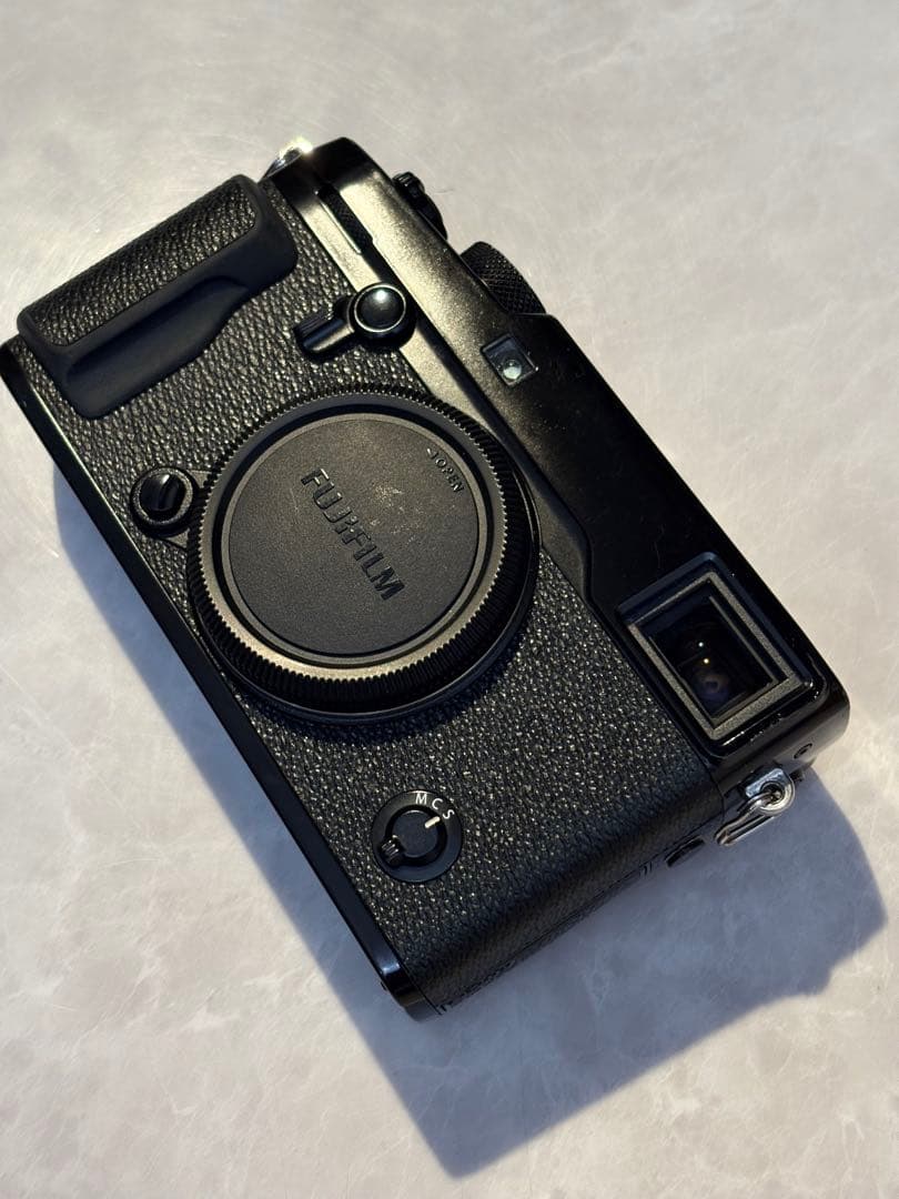 セール！FUJIFILM X-Pro2 バッテリー２個 グリップ付き