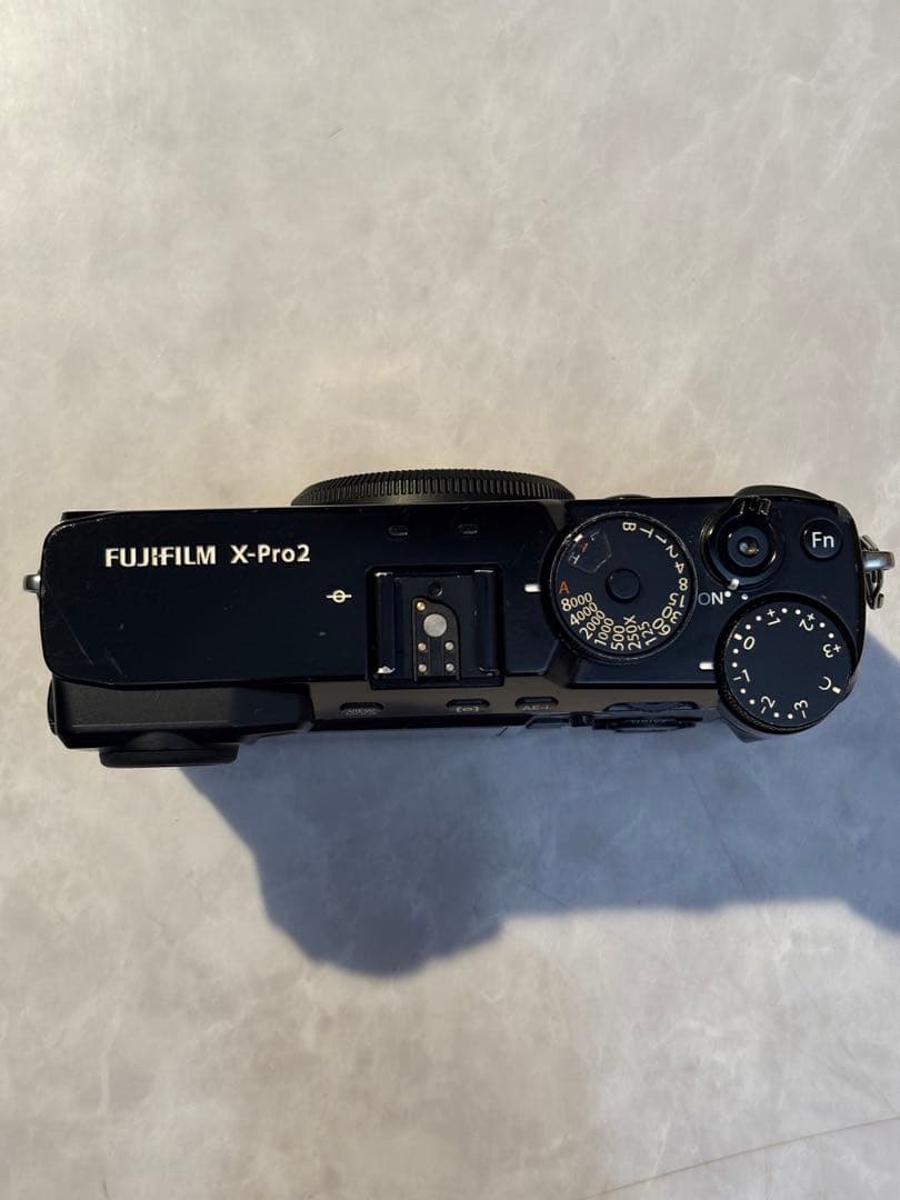 セール！FUJIFILM X-Pro2 バッテリー２個 グリップ付き