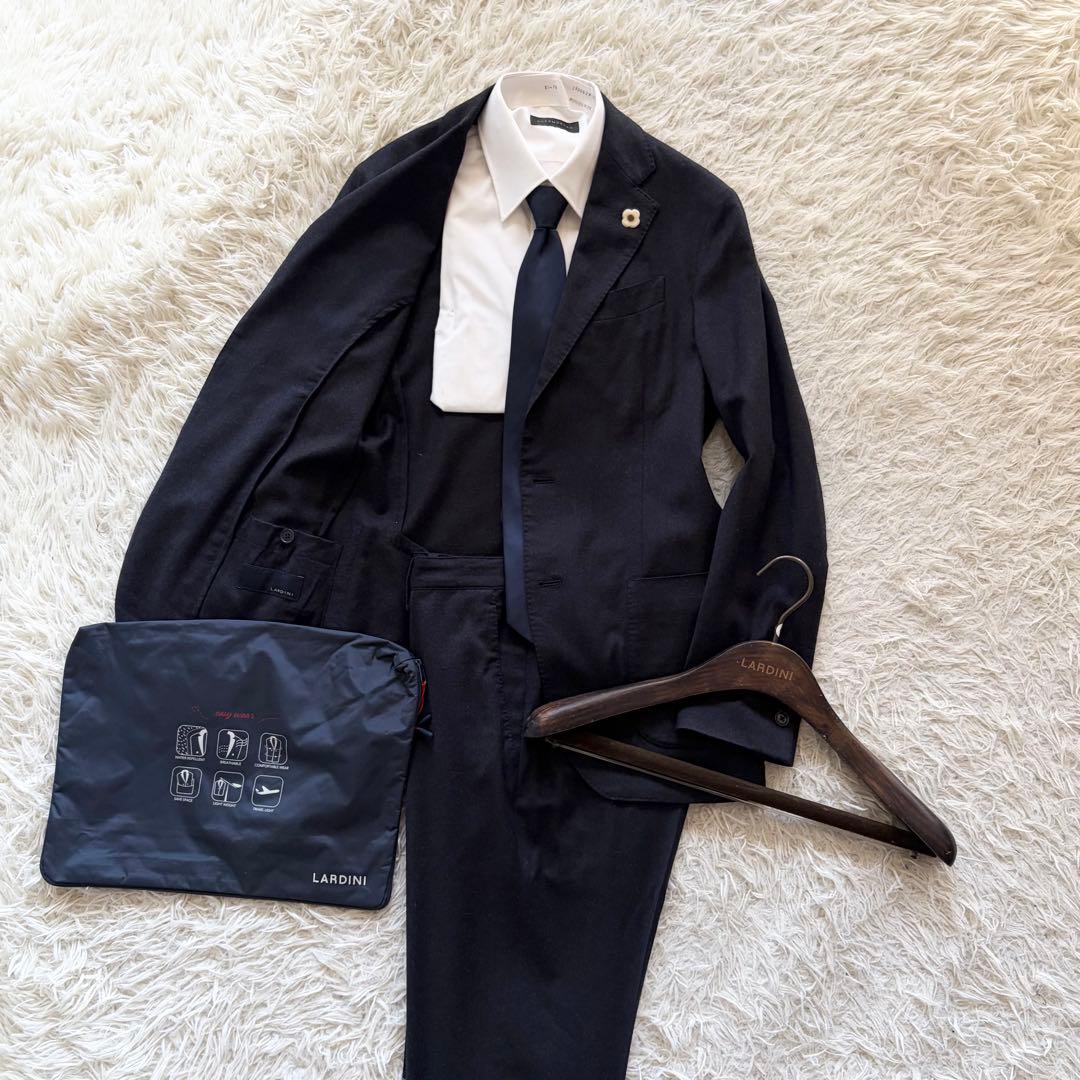 <美品>LARDINI easy wear 新ロゴ ネイビー ウール スーツ44