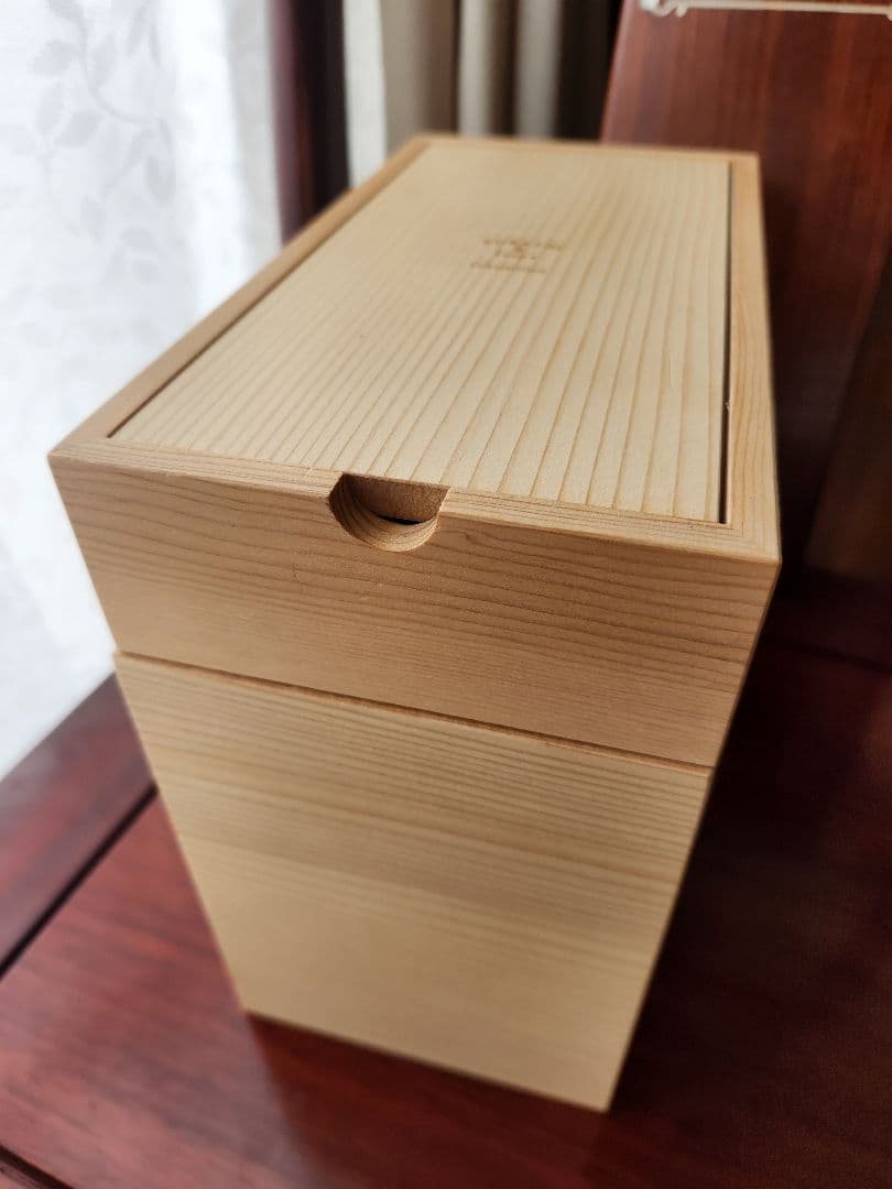 北欧暮らしの道具店 「道具も気持ちも整うメイクボックス」　②