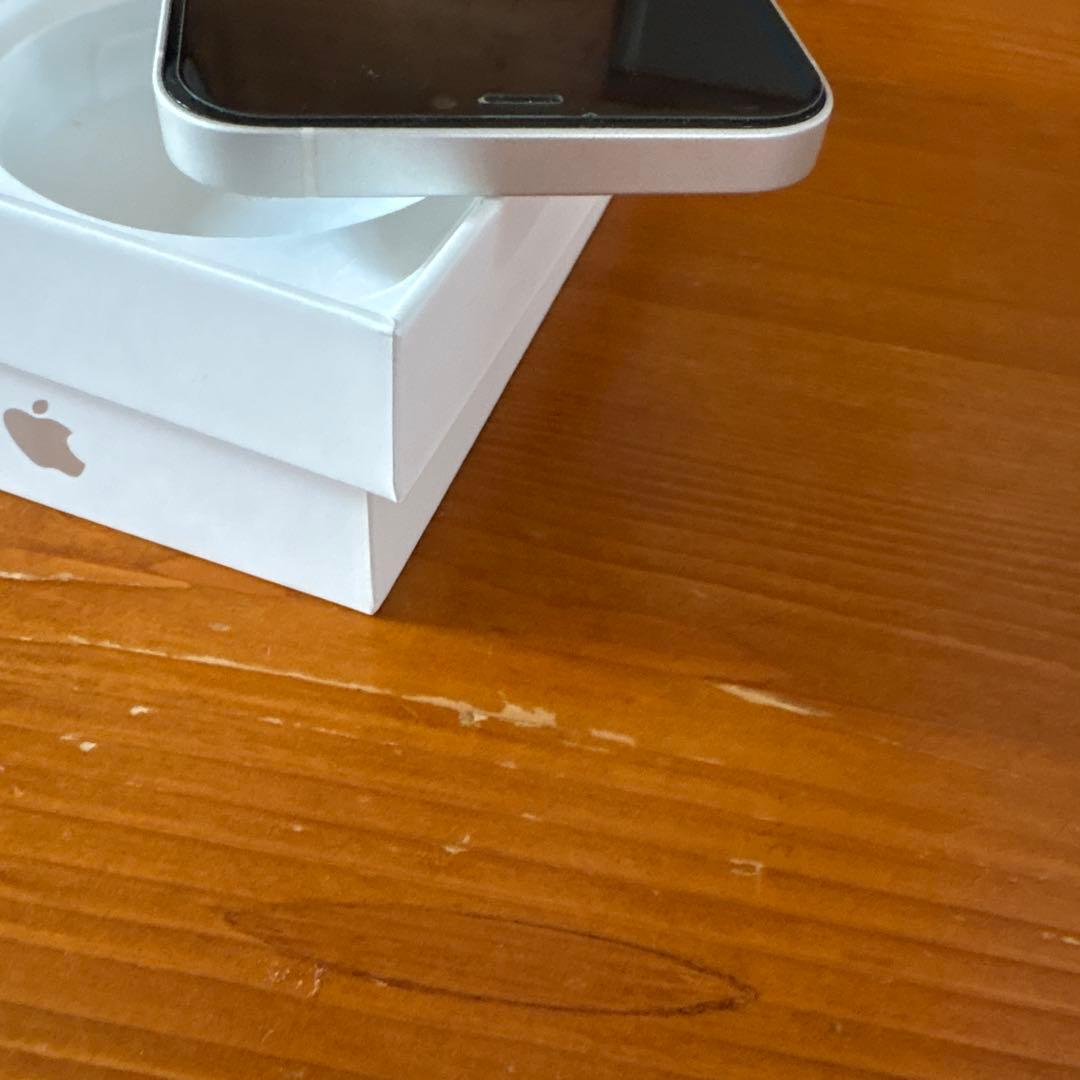 Apple iPhone 12 ホワイト 本体128GB SIMフリー