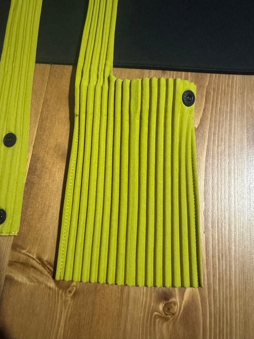 HOMME PLISSÉ ISSEY MIYAKE オムプリッセショルダーバッグ