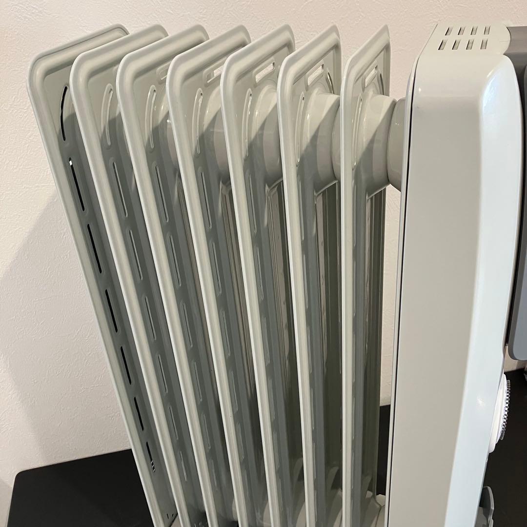 DeLonghi (デロンギ) オイルヒーター RHJ10F0812-SG