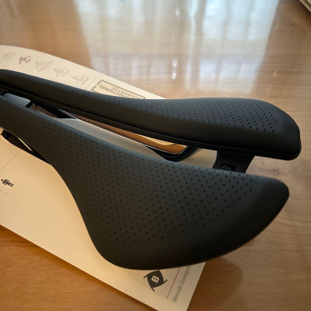 トレック ボントレガー Aeolus Elite サドル 145mm