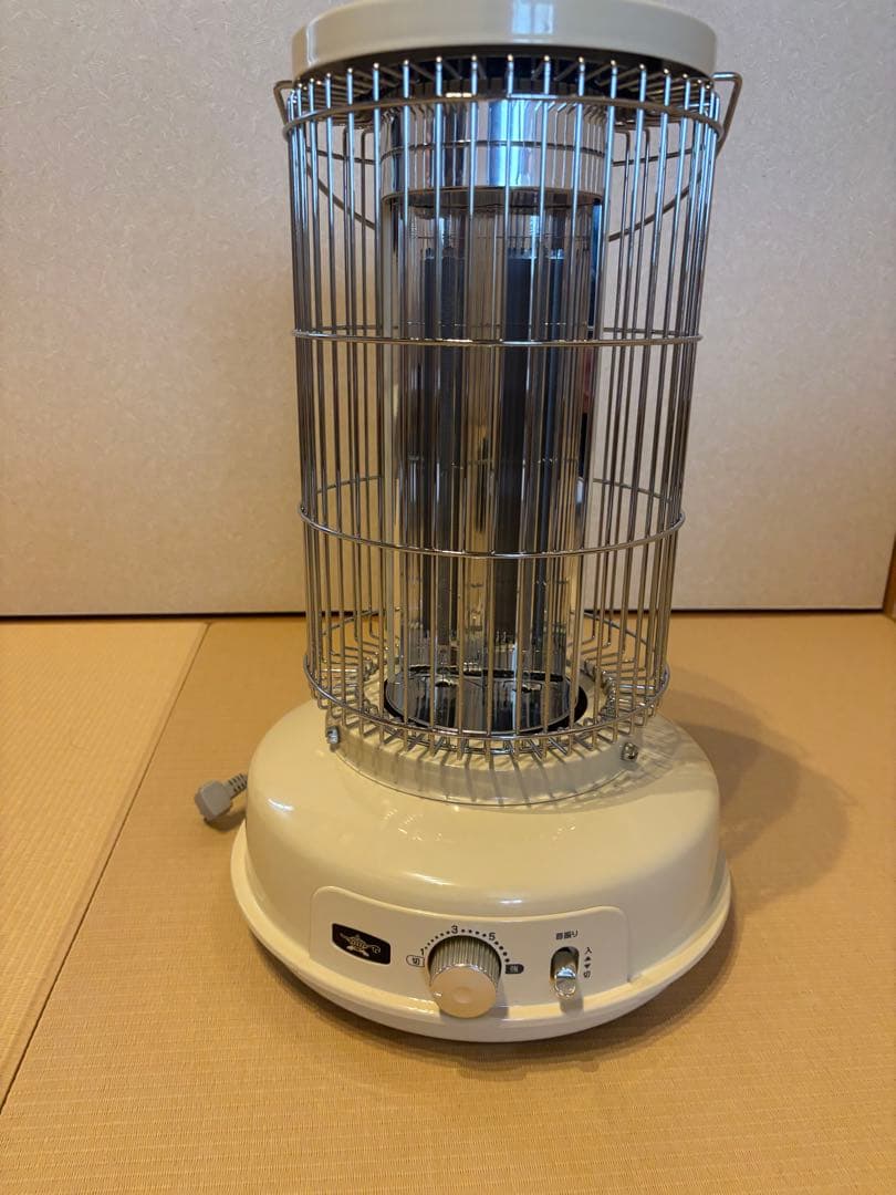 グラファイトフレームヒーター AEH-GF08A1W