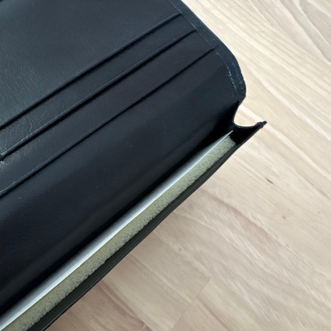 ヴァレンティノガラヴァーニ 長財布 レザー スタッツ