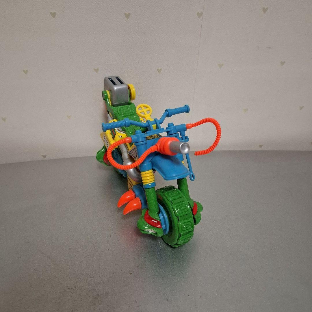 ミュータントタートルズ タートルバイク タカラ playmates フィギュア