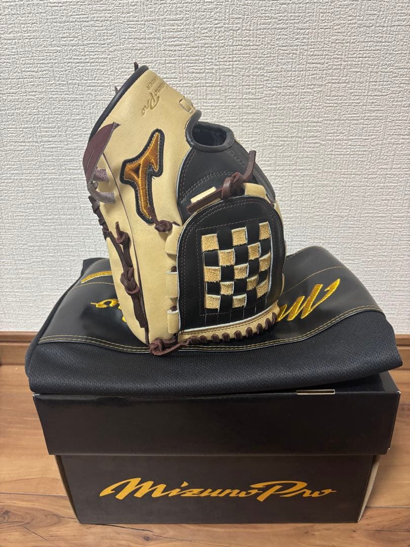 『美品』 ミズノプロオーダーグラブ　軟式