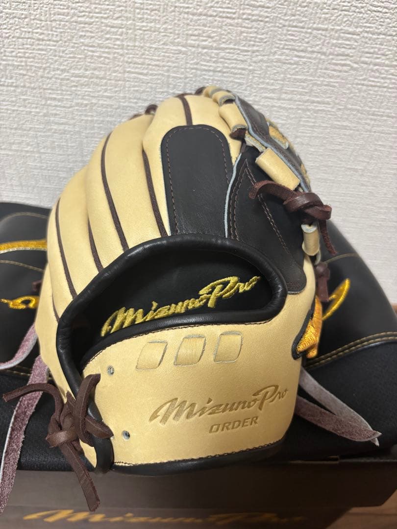 『美品』 ミズノプロオーダーグラブ　軟式