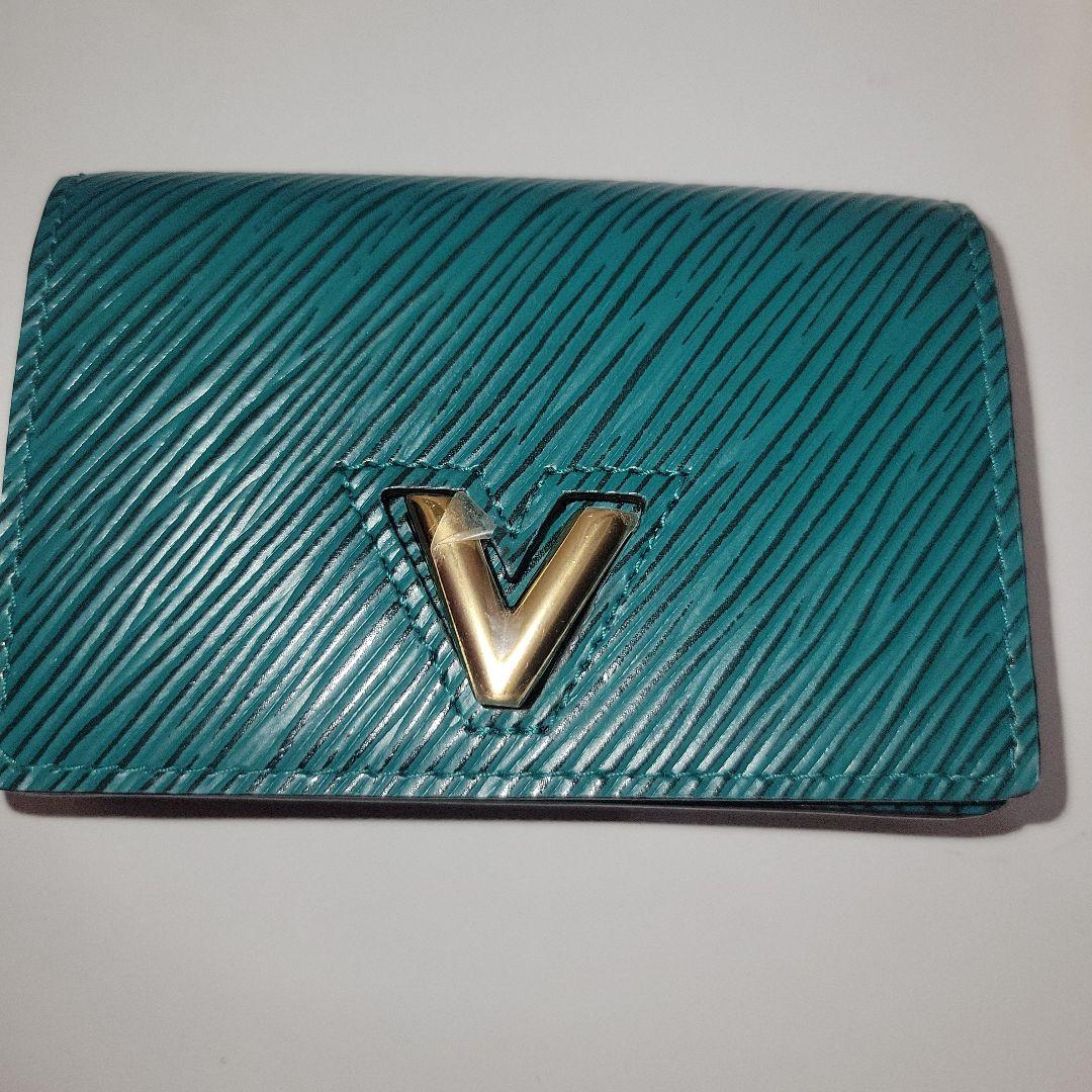 LOUIS VUITTON カードケース未使用エピ ツイストミュルティカルト