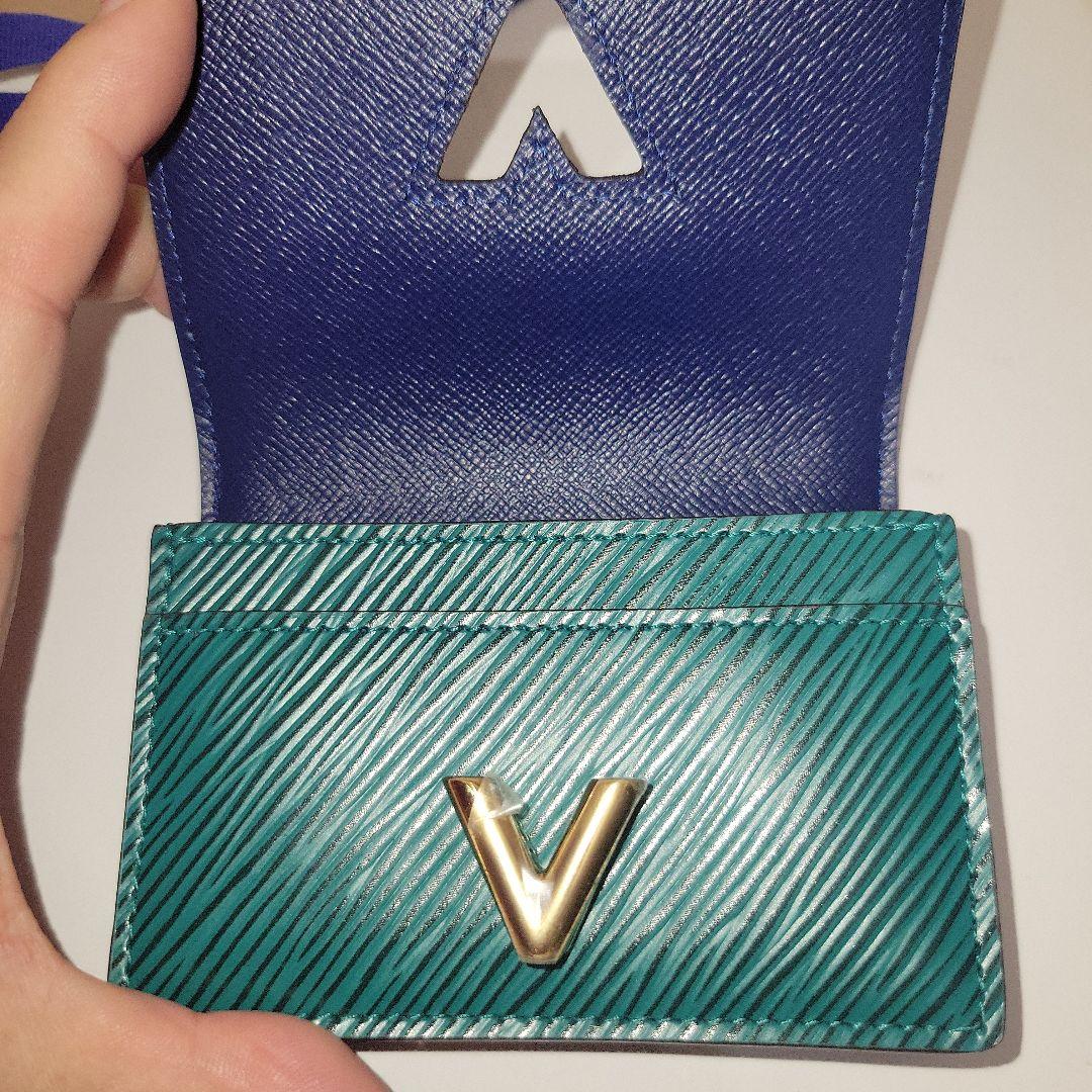 LOUIS VUITTON カードケース未使用エピ ツイストミュルティカルト