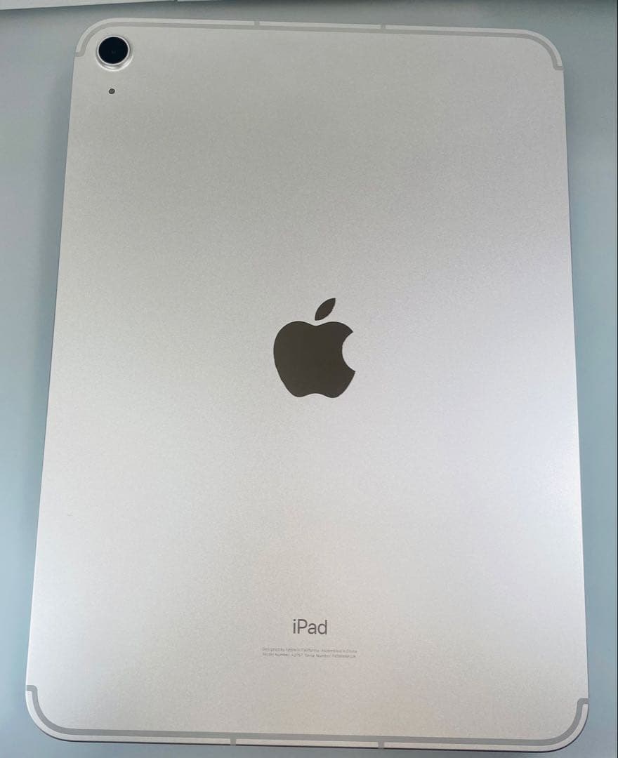 iPad 第10世代 64GBシルバーCellular Apple SIMフリー