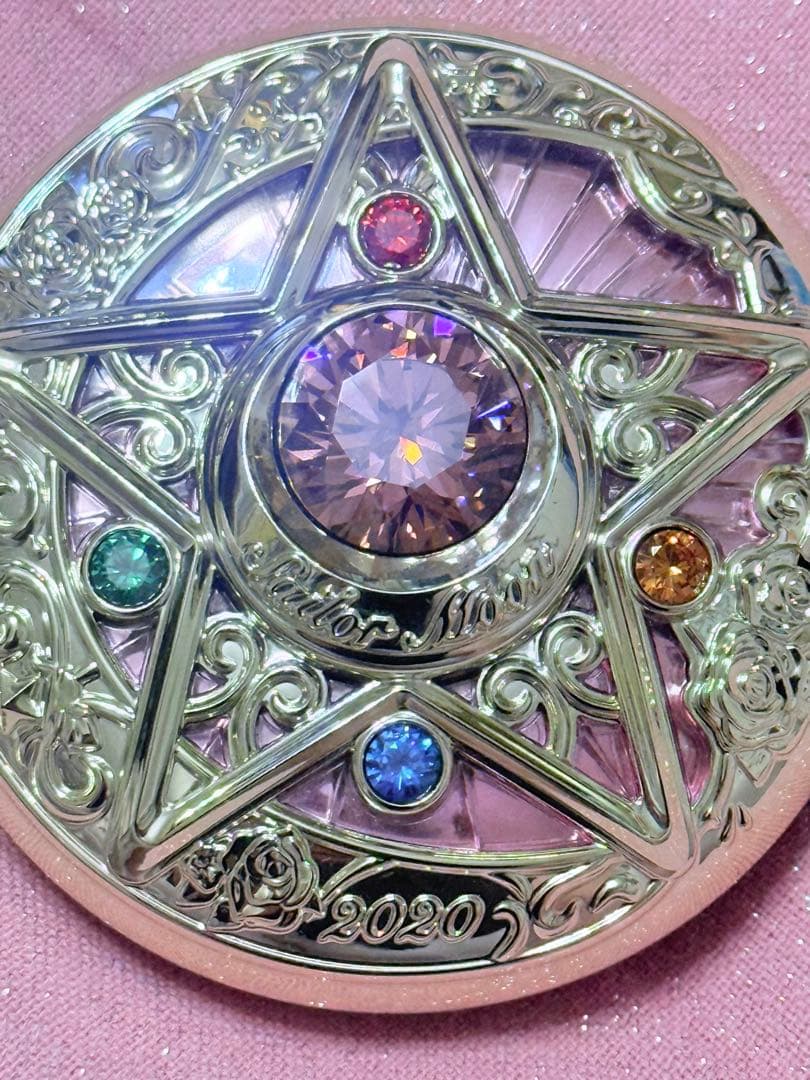 【美品】セーラームーン ミラクルロマンスシャイニングムーンパウダー 2020