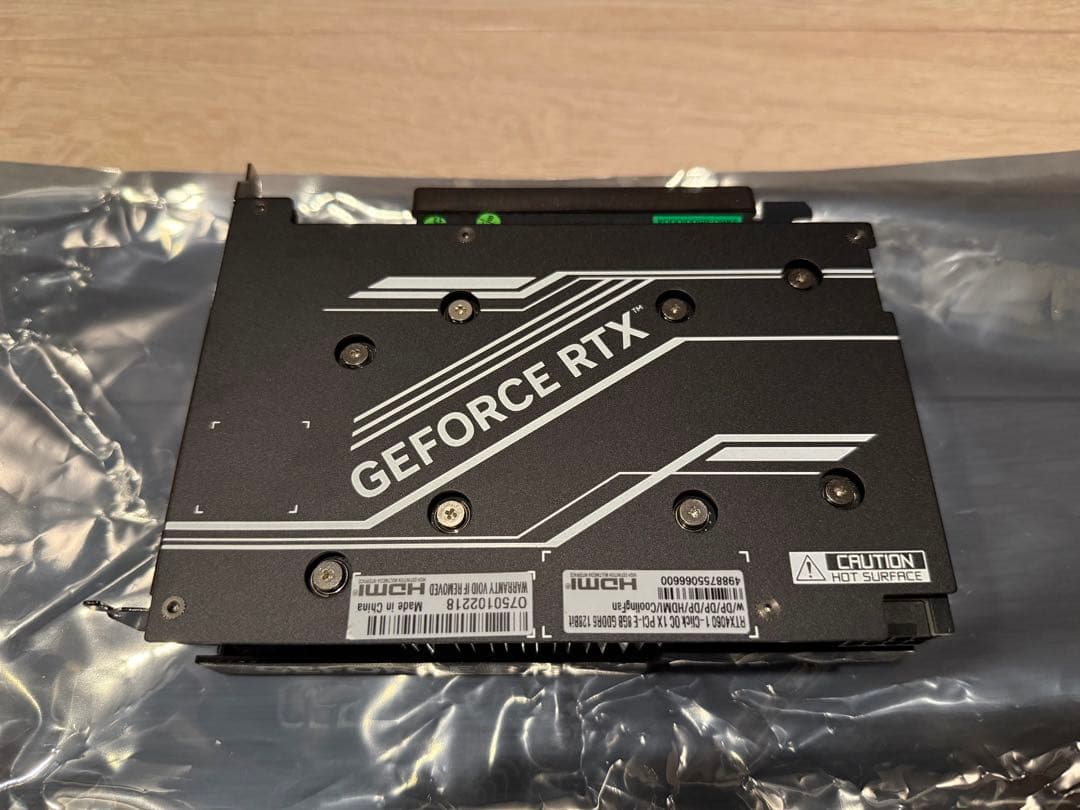 玄人志向 GALAKURO GAMING GG-RTX4060-E8GB/SF