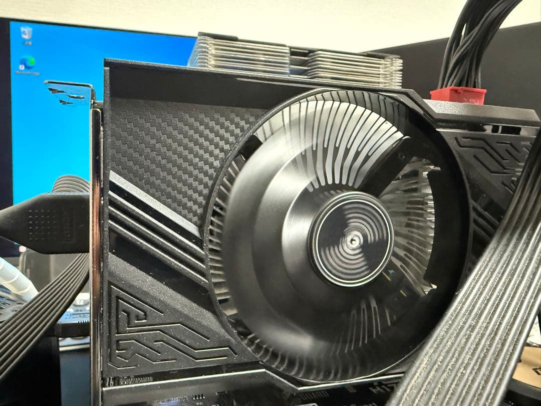 玄人志向 GALAKURO GAMING GG-RTX4060-E8GB/SF