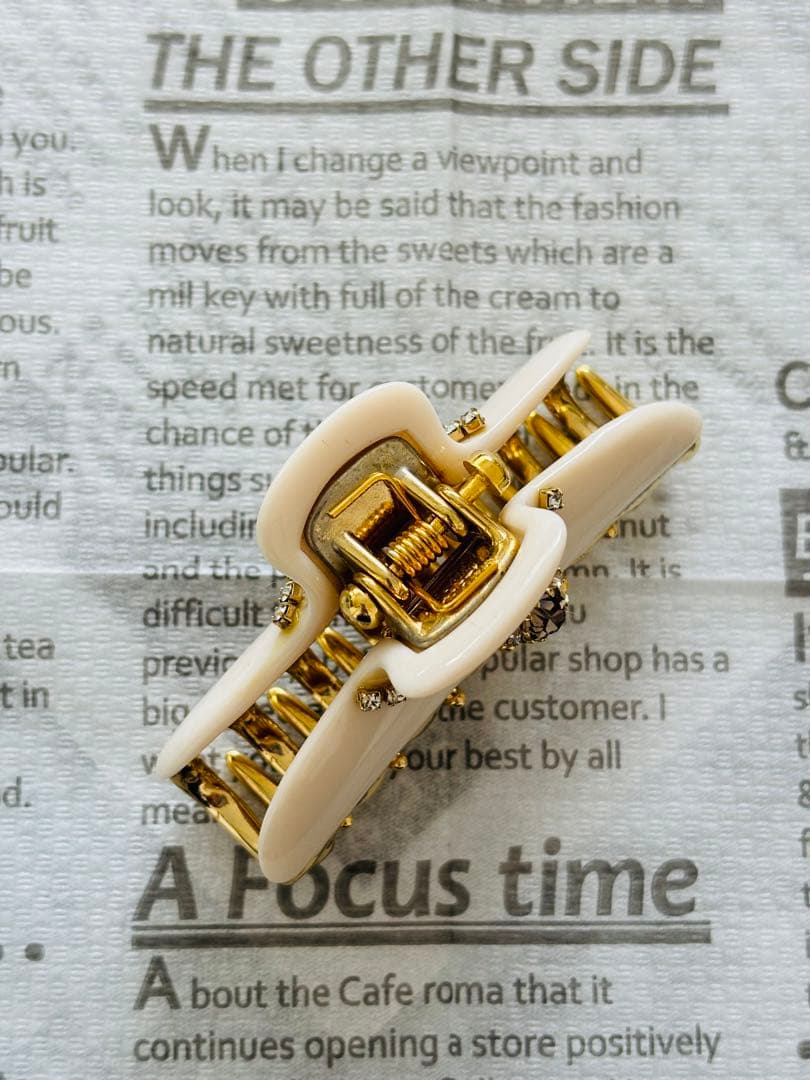 accaネックレス付きヘアクリップ