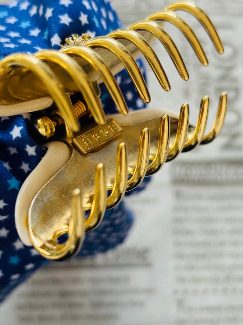 accaネックレス付きヘアクリップ