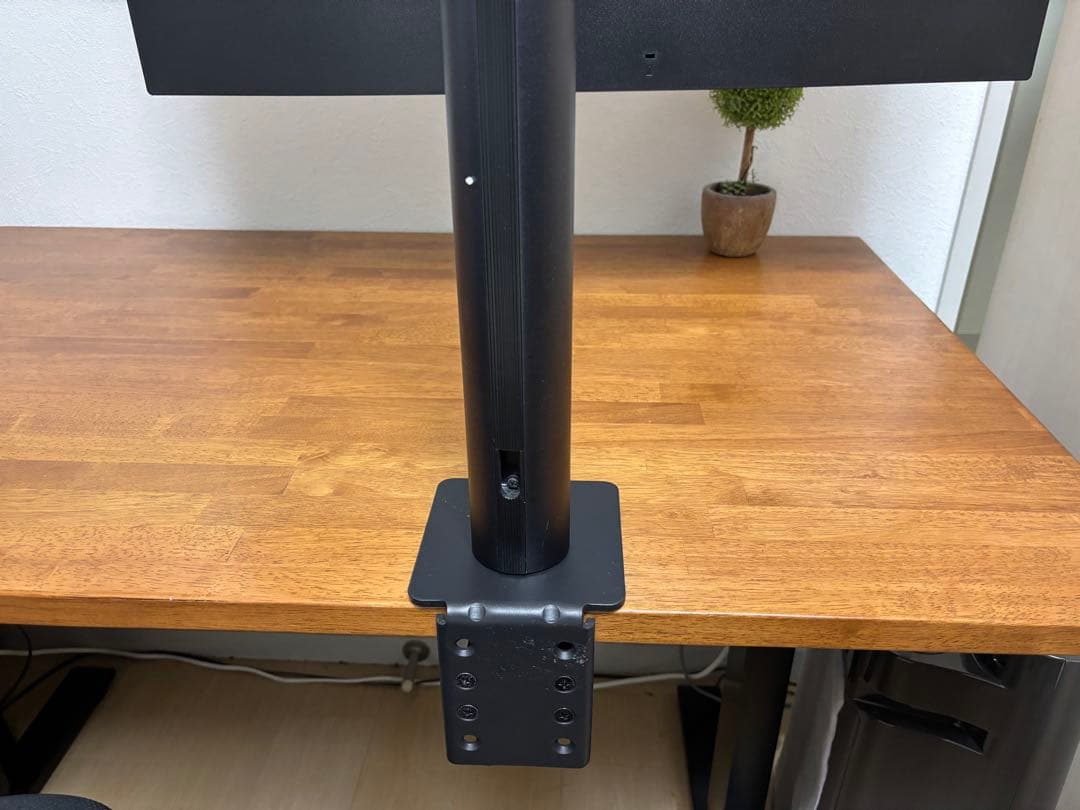 LG 31.5インチ♡エルゴノミクス スタンド モニター ディスプレイ