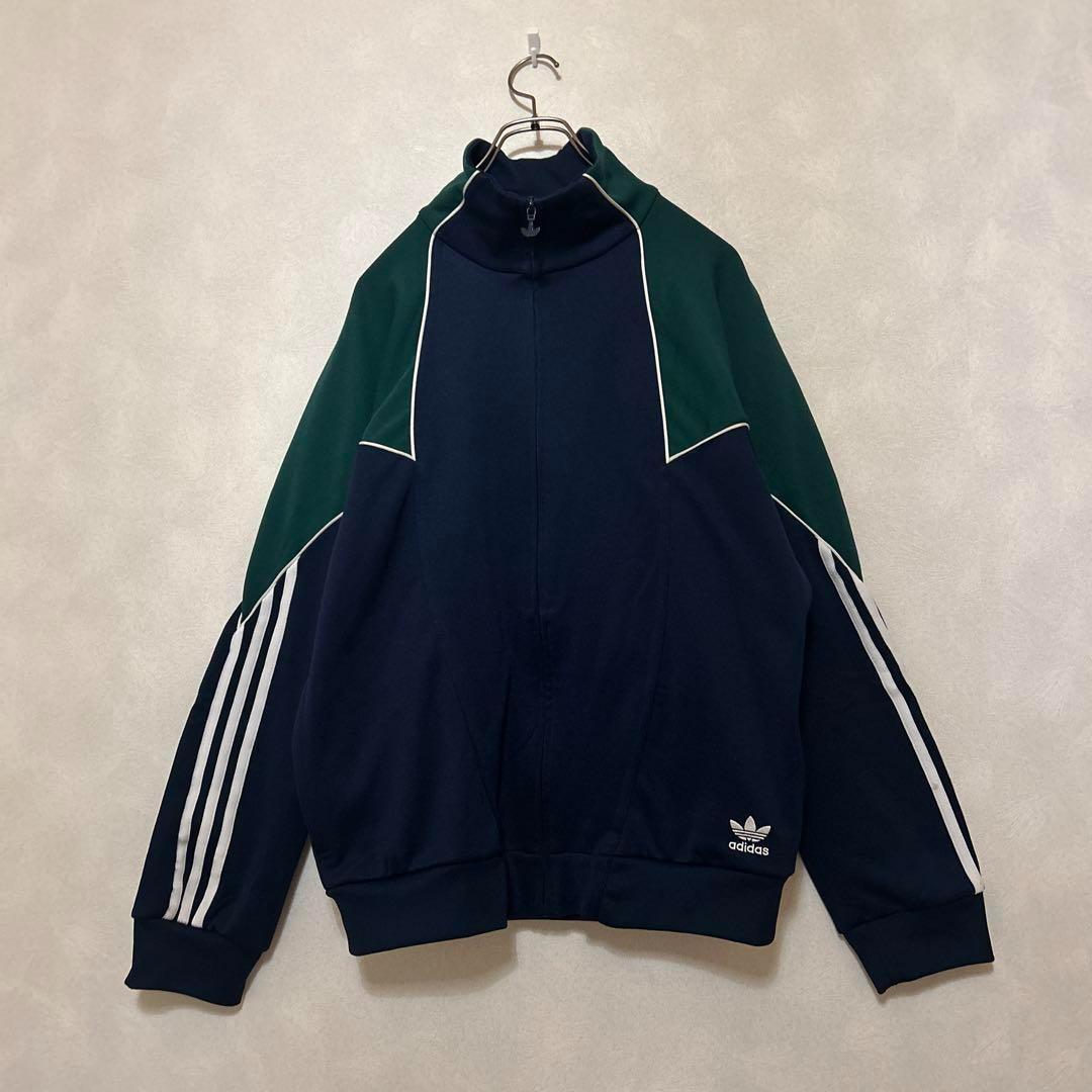 配色抜群　アディダス　トラックジャケット　バック刺繍　バイカラー　希少デザイン