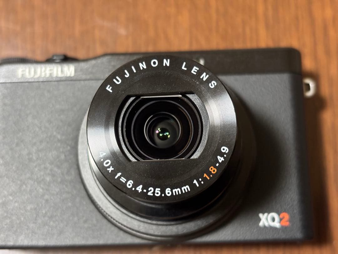FUJIFILM XQ2 ブラック 動作確認済み 本体、バッテリーのみ