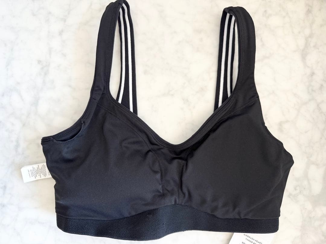 【alo新品未使用】ヨガウェア Airbrush Heart Throb ブラ