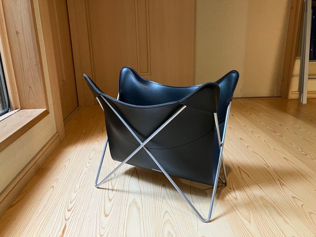 カリモク　karimoku マガジンラック　本革　レザー　BKF バタフライ