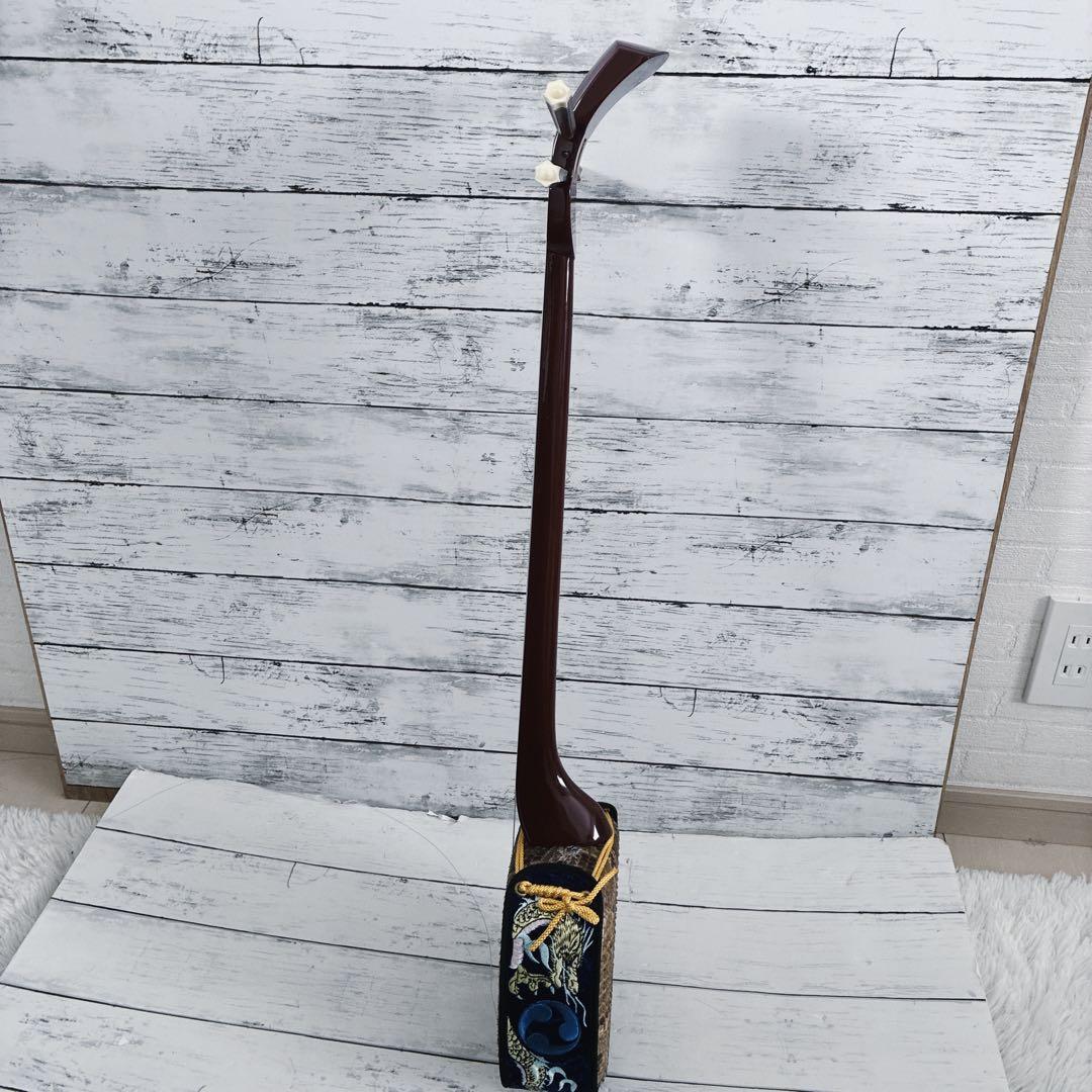 沖縄 三線 本皮 蛇皮 ヘビ皮 ドラゴン刺繍 ソフトケース付き