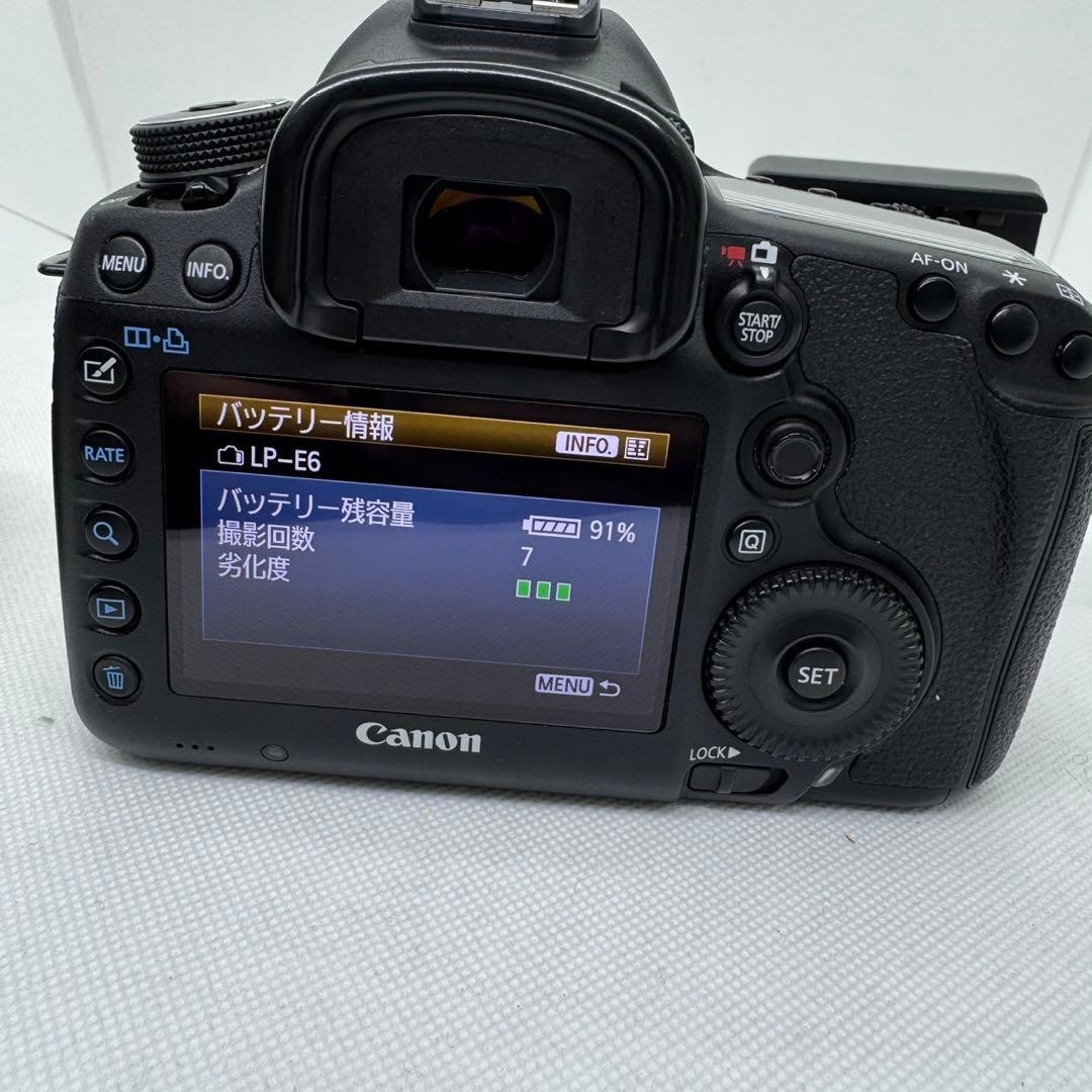 Canon EOS 5D Mark III 本体+レンズ+充電器
