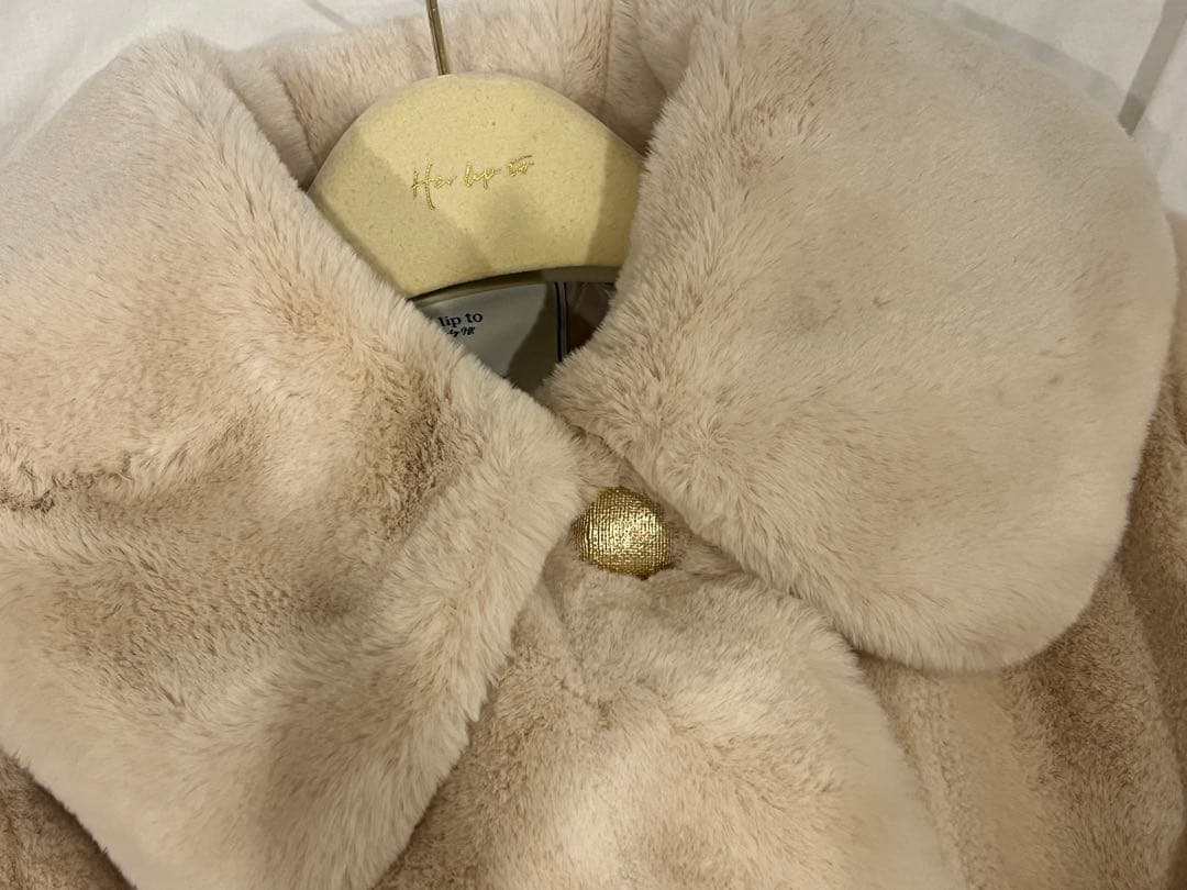【Sサイズ】herlipto Winter Love Faux Fur Coat