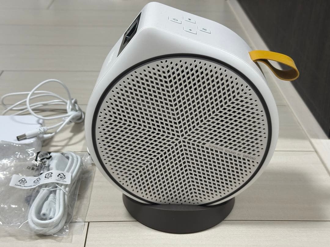 BenQ GV31 フルHD ホームプロジェクター 箱無し