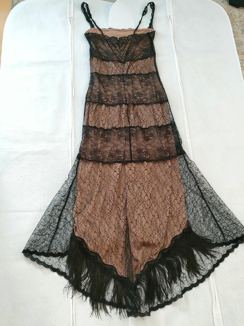 レア　betsey ベッツィージョンソン NY 総レース×フェザー付ロングドレス