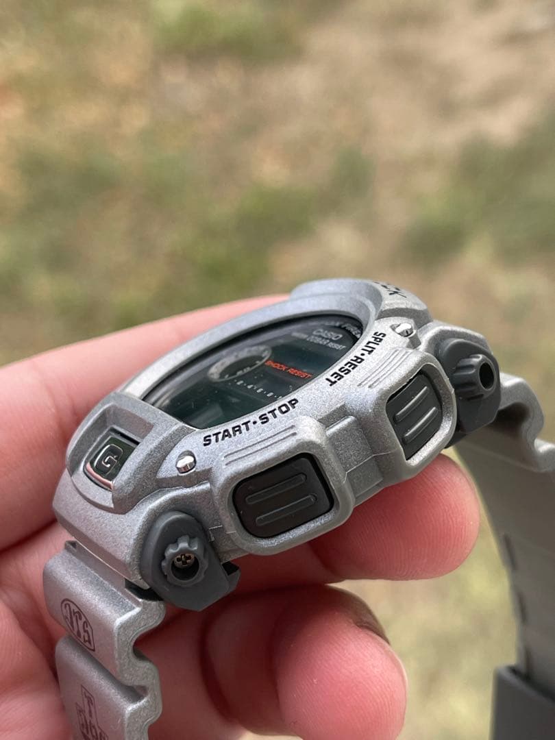 CASIO G-SHOCK DW-9000M-8T デジタル腕時計