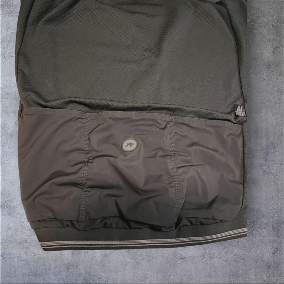 ASSOS サイクリングウェア　黒　sサイズ 半袖 ジャージ 後ろポケット