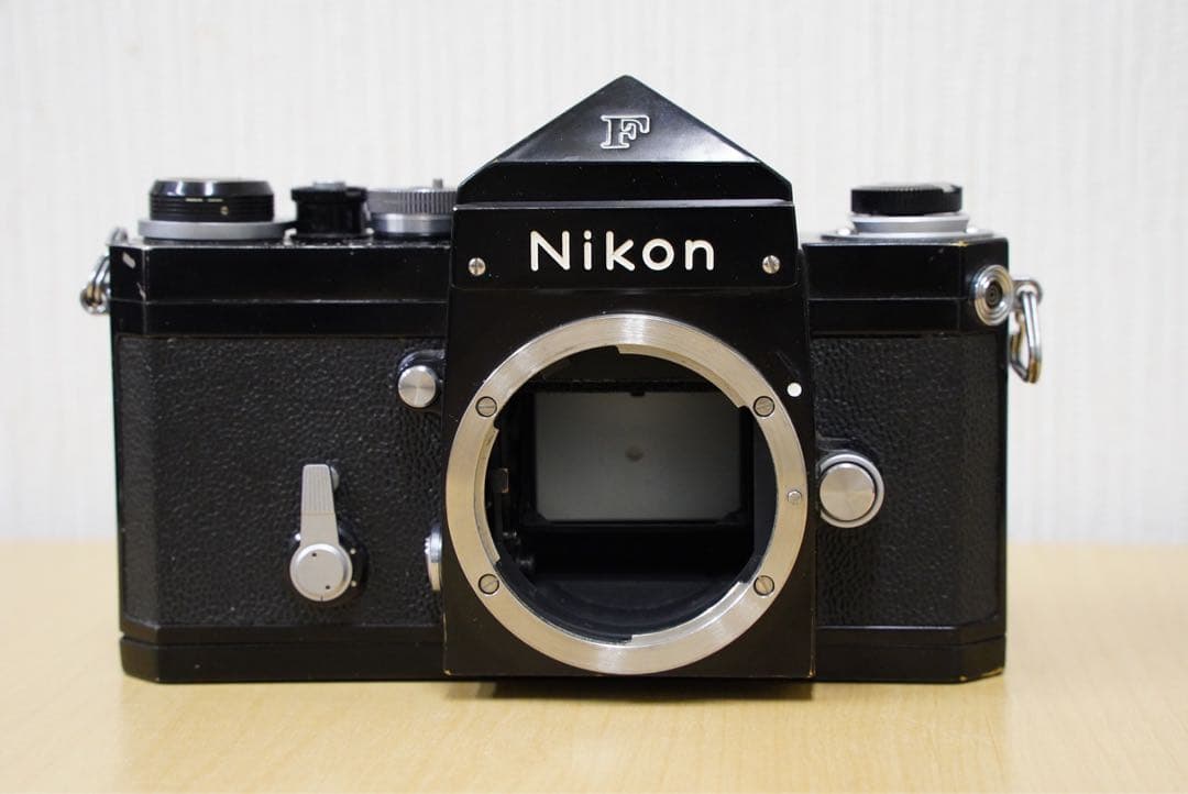 【完動品】Nikon F アイレベル ブラック フィルムカメラ