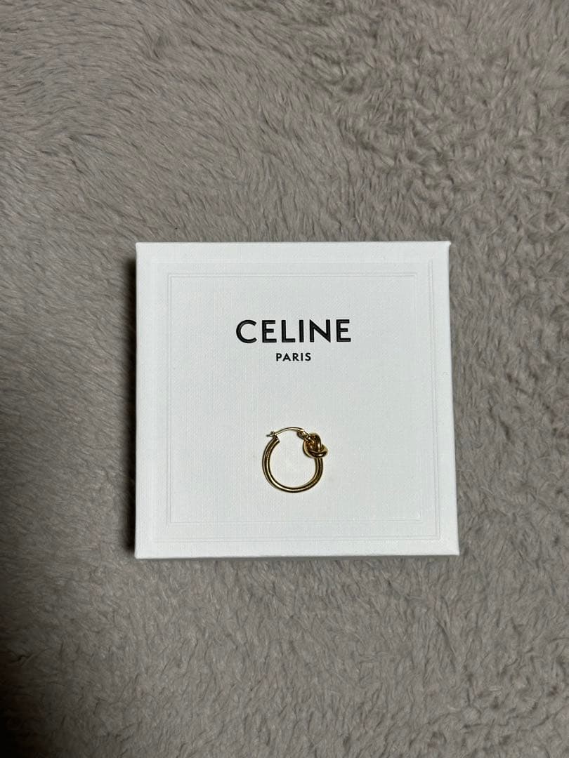 CELINE ノットピアス ゴールド(片耳用)
