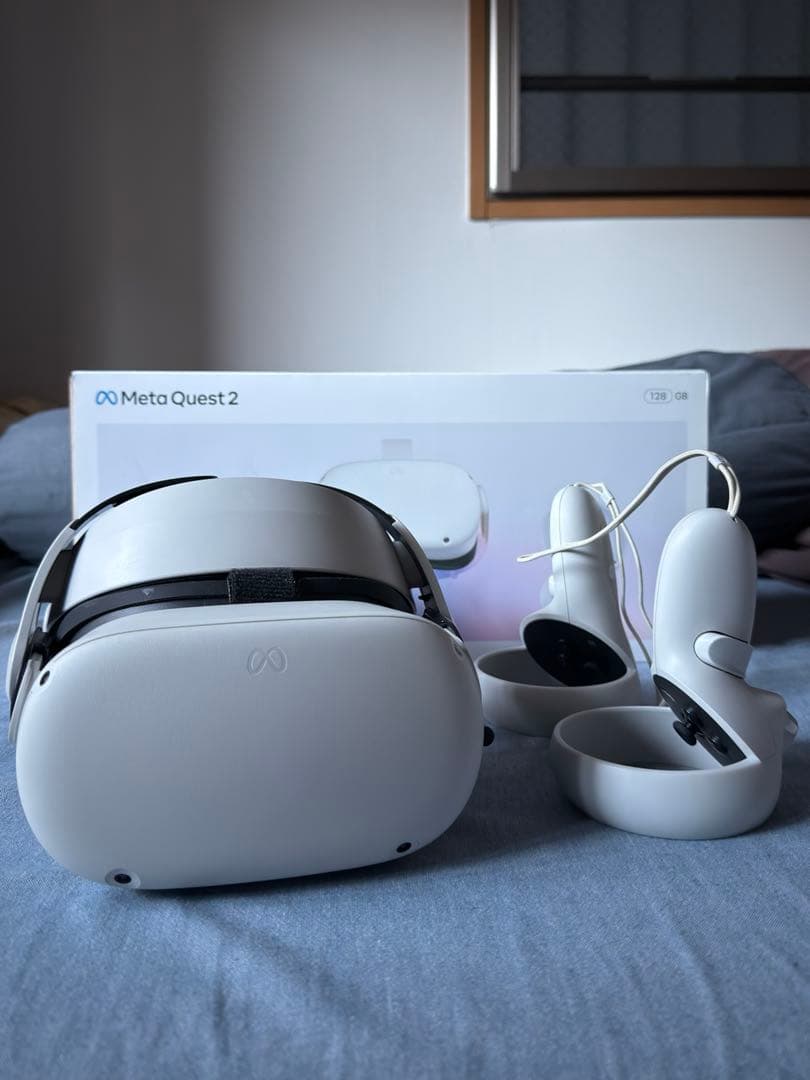  Quest 2 128GB本体＋バッテリー付き快適ストラップ純正箱付き