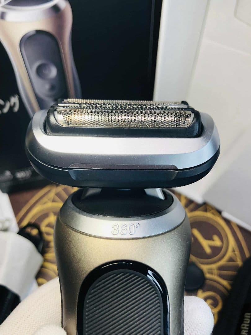 【美品】ブラウン シリーズ7 72-C1500s メンズシェーバー