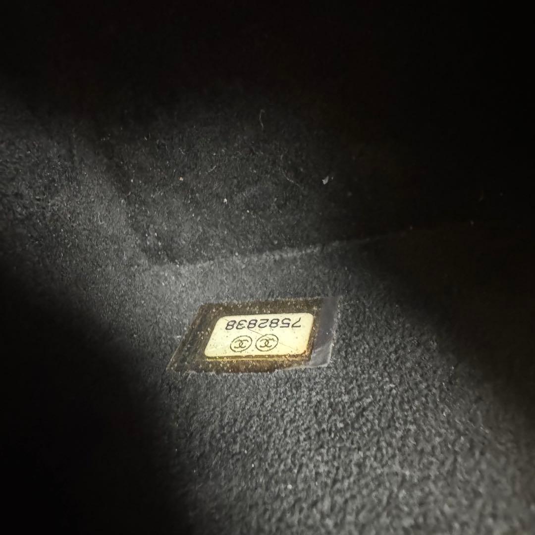 【美品】CHANEL シャネル ココマーク エナメル ポーチ キューブ 黒