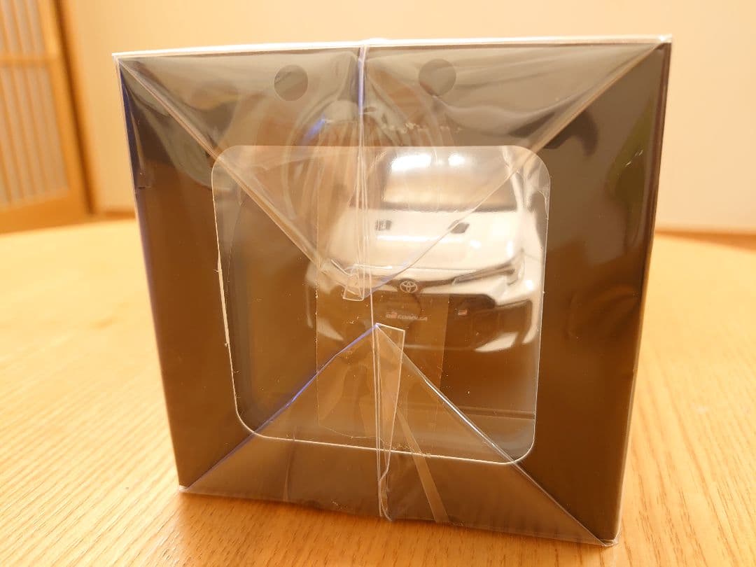 美品【超メルカリ市割】トヨタ　GRカローラ　カラーサンプル