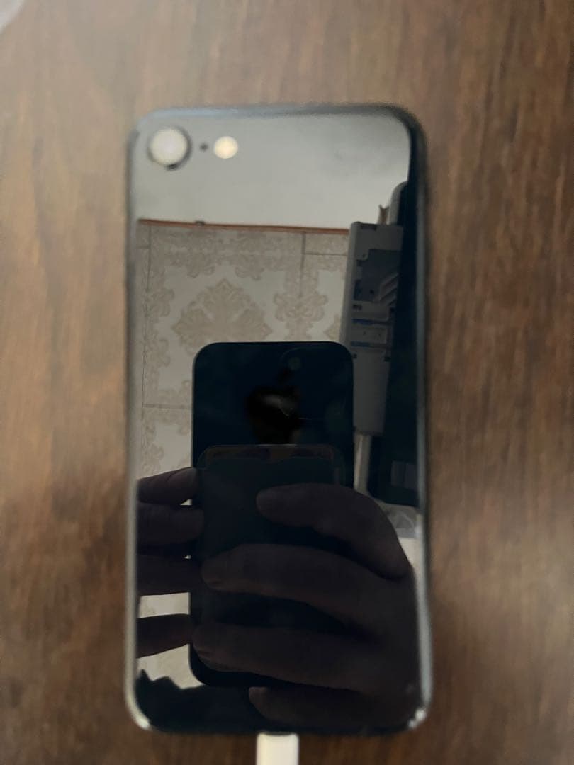 Apple iPhone SE (第3世代) ブラック 本体 64gb