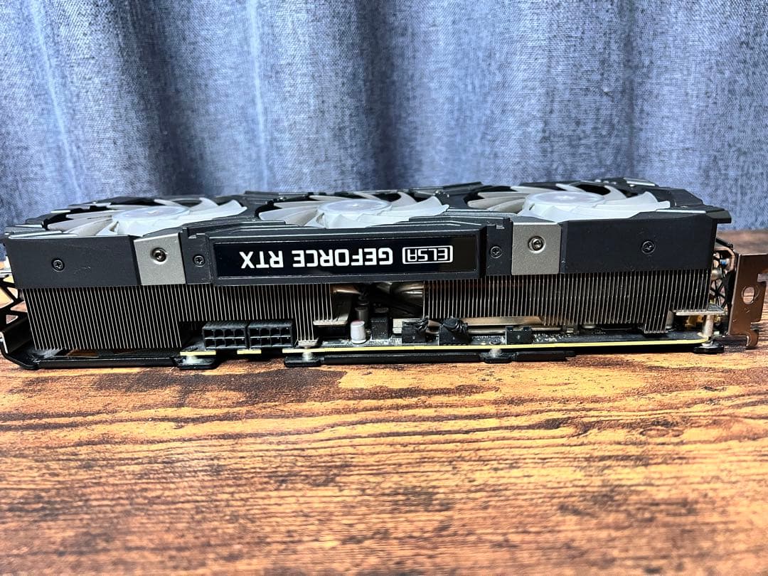 グラフィックボード・グラボ・ビデオカード ELSA GeForce RTX 3080 ERAZOR X GD3080 92