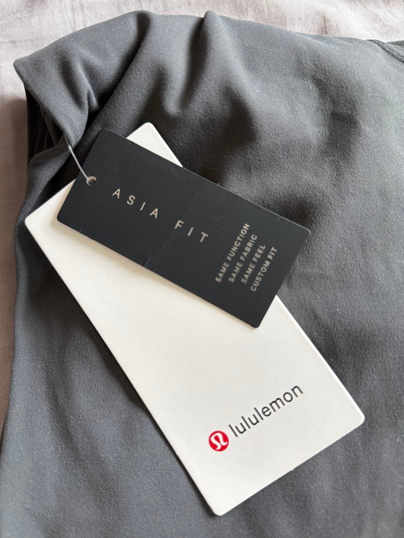 Lululemon ルルレモン　フレアレギンス