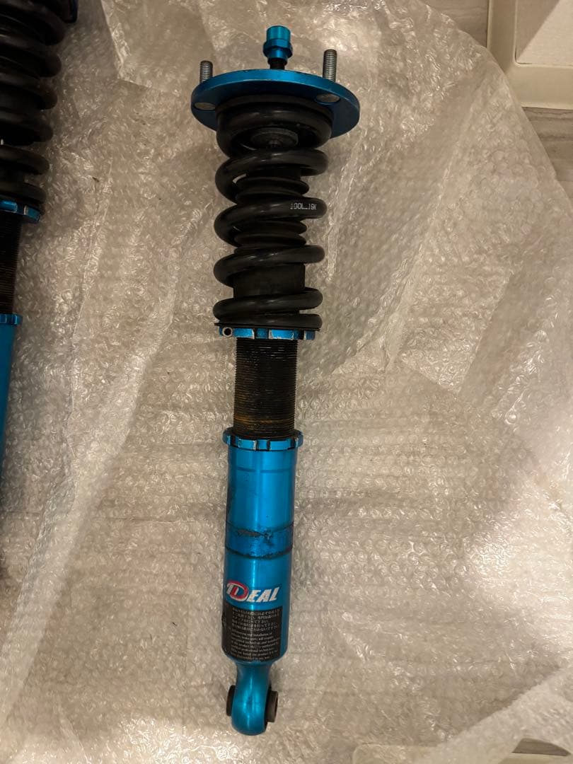 IDEAL TRUEVA イデアル トゥルーヴァ 210クラウン車高調