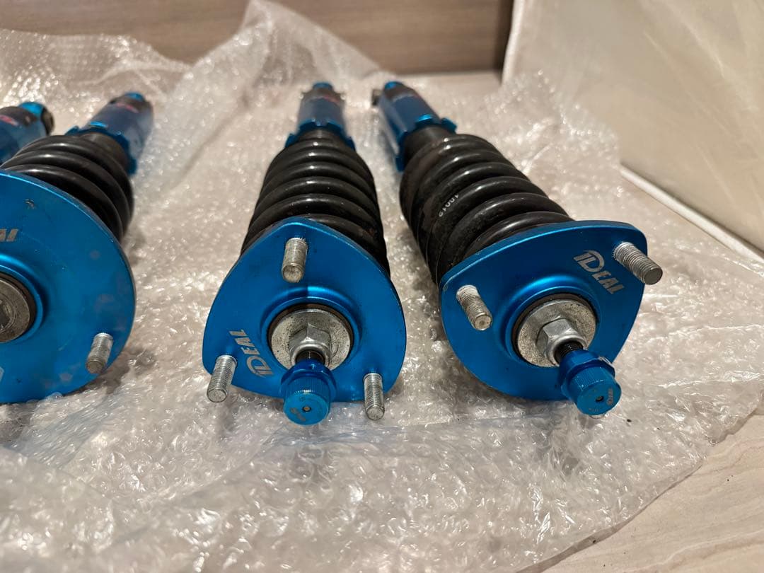 IDEAL TRUEVA イデアル トゥルーヴァ 210クラウン車高調